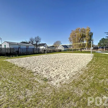Chalet De Standing Pour 4 Pers., Piscine Couverte Et Chauffee, A Deux Pas De La Plage, Wi-fi Gratuit - Fr-1-361-515