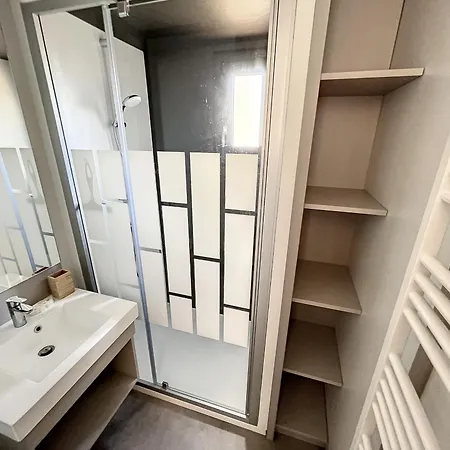 Chalet De Standing Pour 4 Pers., Piscine Couverte Et Chauffée, à Deux Pas De La Plage, Wi-fi Gratuit - Fr-1-361-515 *