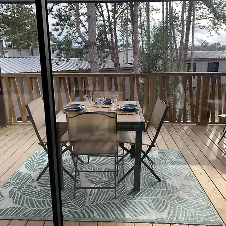 Chalet De Standing Pour 4 Pers., Piscine Couverte Et Chauffee, A Deux Pas De La Plage, Wi-fi Gratuit - Fr-1-361-515 Jullouville-les-Pins